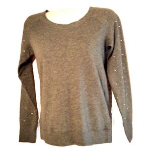 🖤VICTORIA’S SECRET🖤 STUD BEAD ADORNED LONG SLEEVE SCOOP-NECK SWEATSHIRT EUC✔️